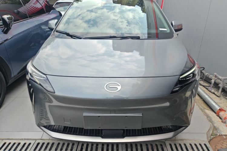Used AION Y 2023 Younger Front