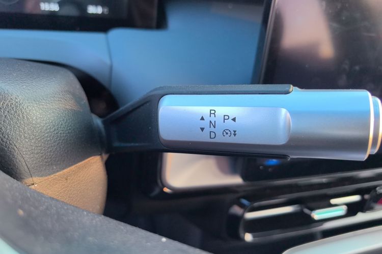 Used AION Y 2023 Younger Gear Lever