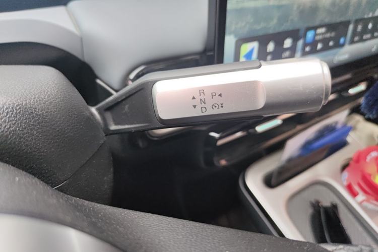Used AION Y 2023 Plus 510 Smart Edition Gear Lever
