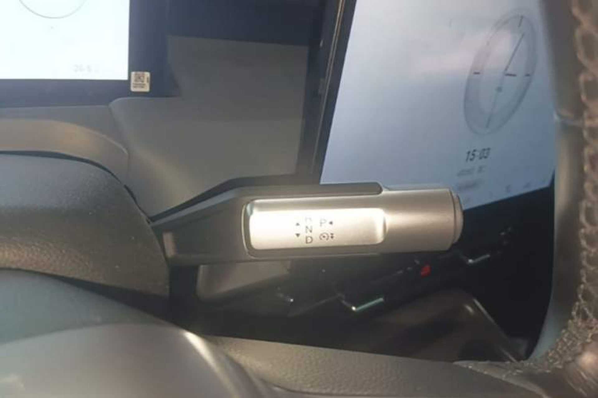 Used AION Y 2023 Plus 510 Enjoy Edition Gear Lever