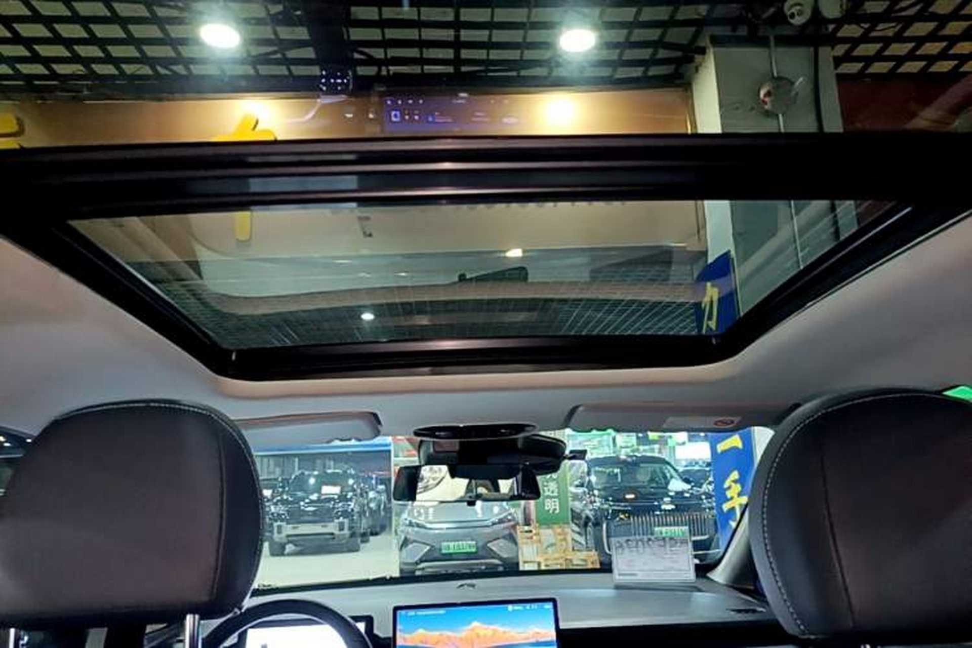 Used AION Y 2023 Younger Star Edition Headliner
