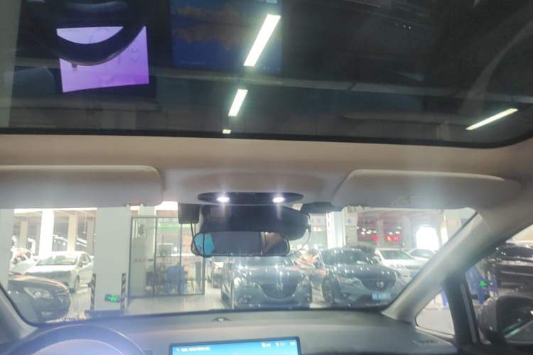 Used AION Y 2023 Plus 510 Smart Edition Headliner