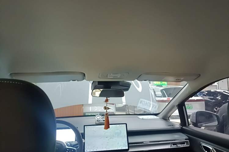 Used AION Y 2023 Plus 510 Enjoy Edition Headliner