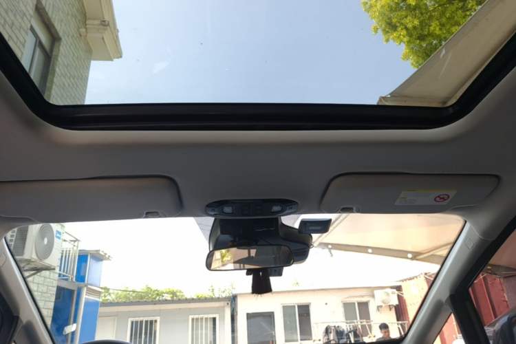Used AION Y 2023 Plus 510 Smart Edition Headliner
