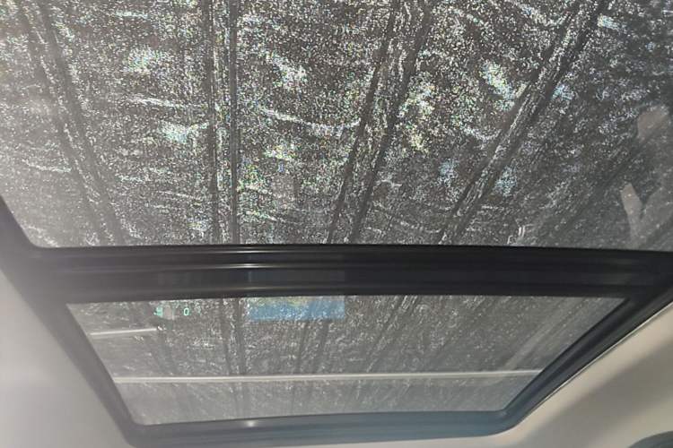 Used AION Y 2023 Plus 610 Smart Edition Ternary Lithium Headliner