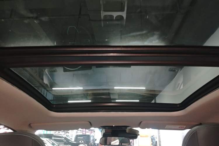 Used AION Y 2023 Plus 510 Smart Edition Headliner