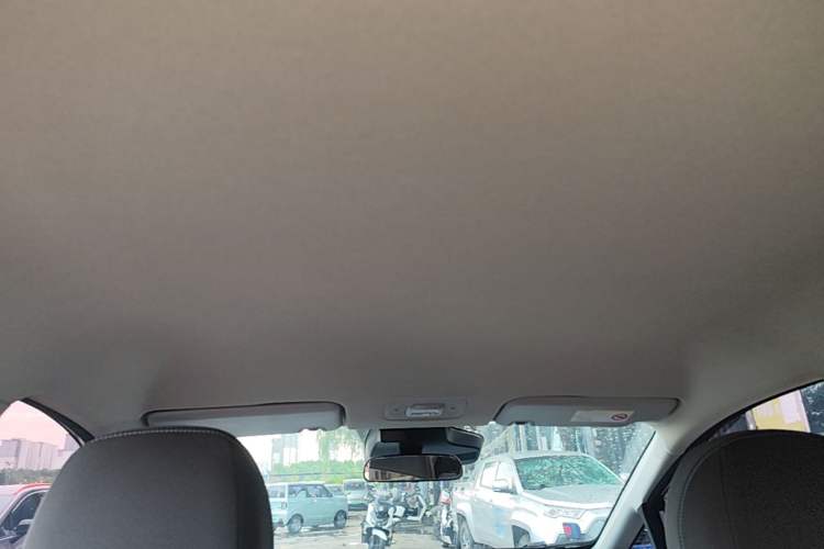 Used AION Y 2023 Plus 610 Enjoy Edition Headliner