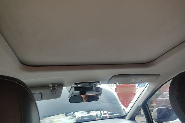 Used AION Y 2023 Plus 510 Smart Edition Headliner