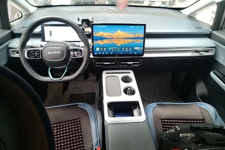 Used AION Y 2023 Plus 510 Smart Edition Interior 1