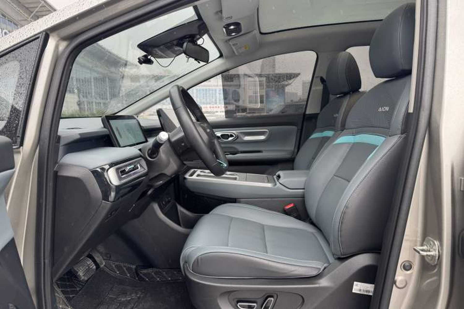 Used AION Y 2023 Younger Star Edition Interior 1