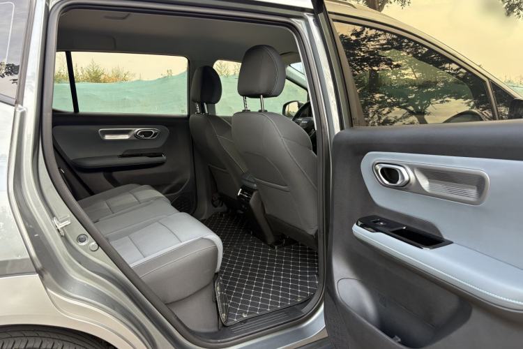 Used AION Y 2023 Plus 510 Enjoy Edition Interior 2