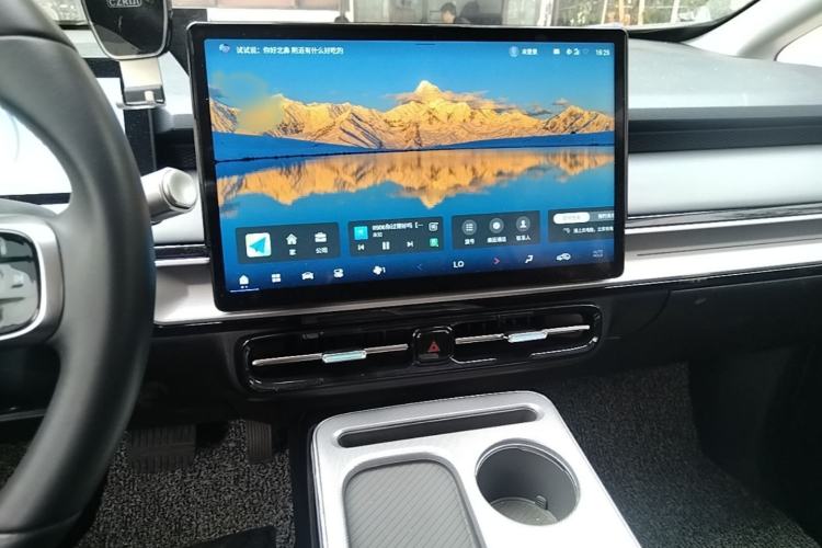 Used AION Y 2023 Plus 510 Smart Edition Interior 3