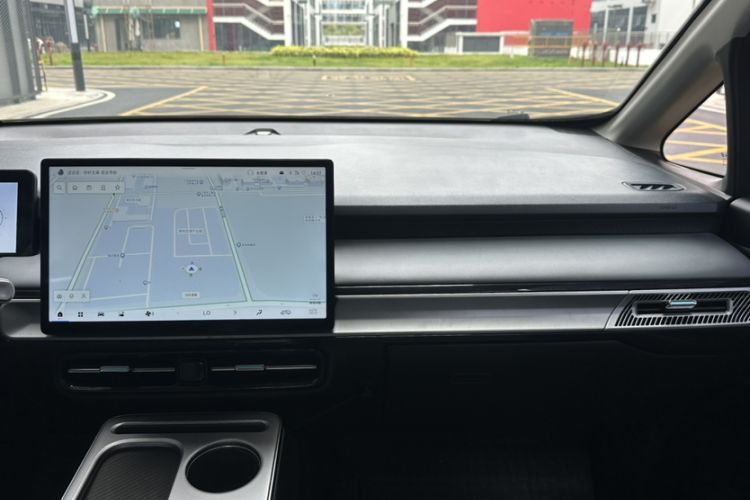 Used AION Y 2023 Younger Interior 4