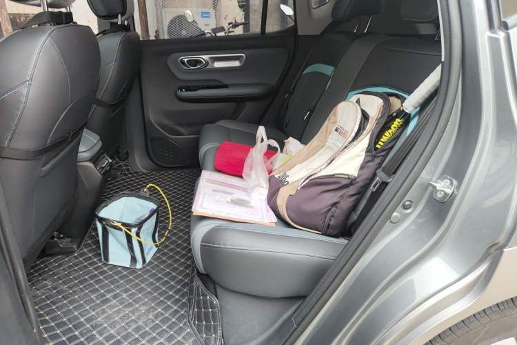 Used AION Y 2023 Plus 510 Smart Edition Interior 4