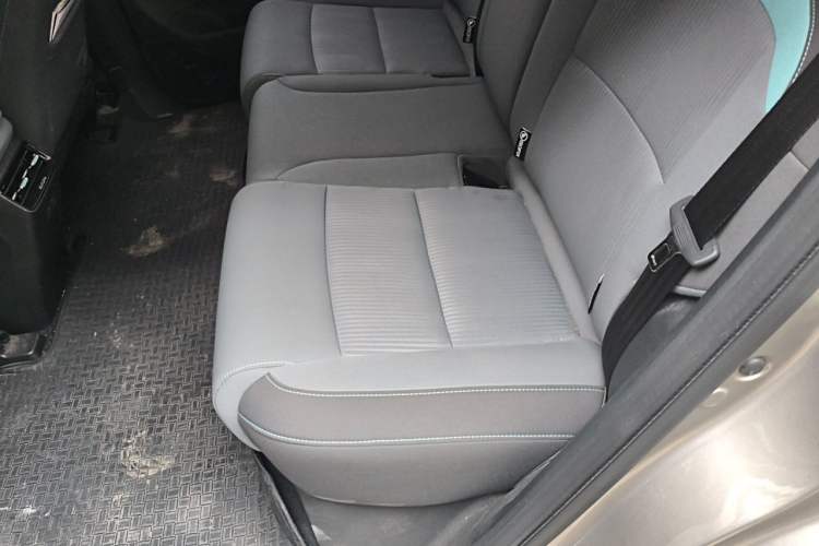 Used AION Y 2023 Younger Interior 4