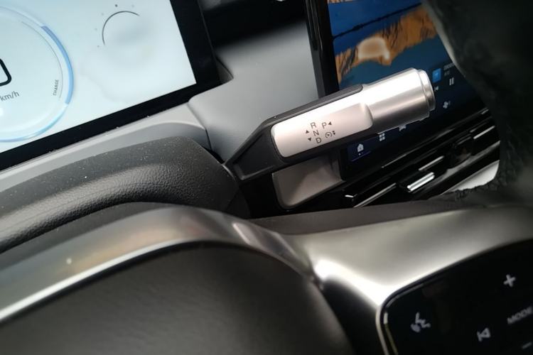 Used AION Y 2023 Plus 510 Smart Edition Interior 4