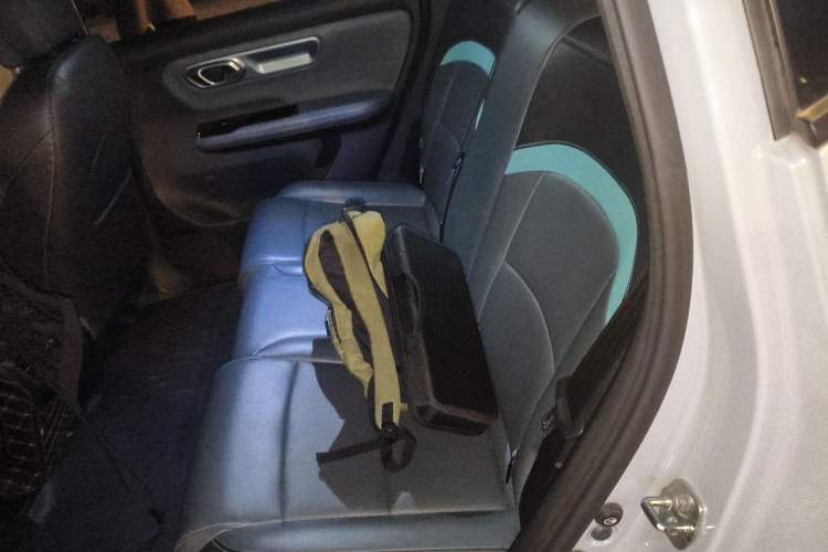 Used AION Y 2023 Plus 510 Smart Edition Interior 4
