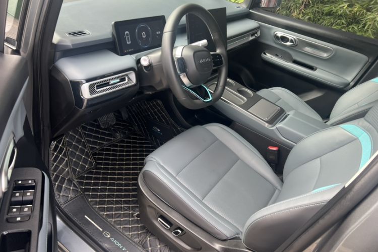 Used AION Y 2023 Plus 510 Smart Edition Interior 8