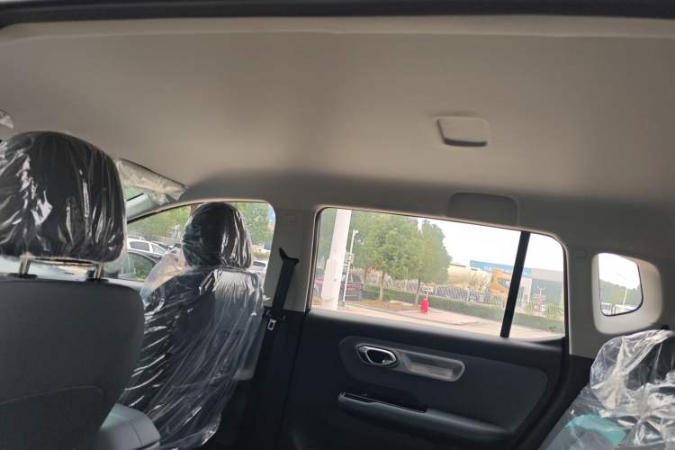Used AION Y 2023 Plus 610 Enjoy Edition Interior 8