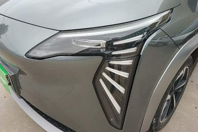 Used AION Y 2023 Plus 510 Smart Edition Left Front Headlight