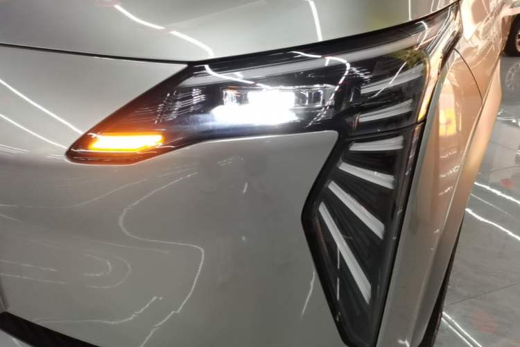 Used AION Y 2023 Younger Star Edition Left Front Headlight