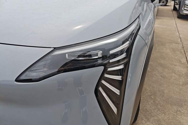 Used AION Y 2023 Plus 610 Enjoy Edition Left Front Headlight