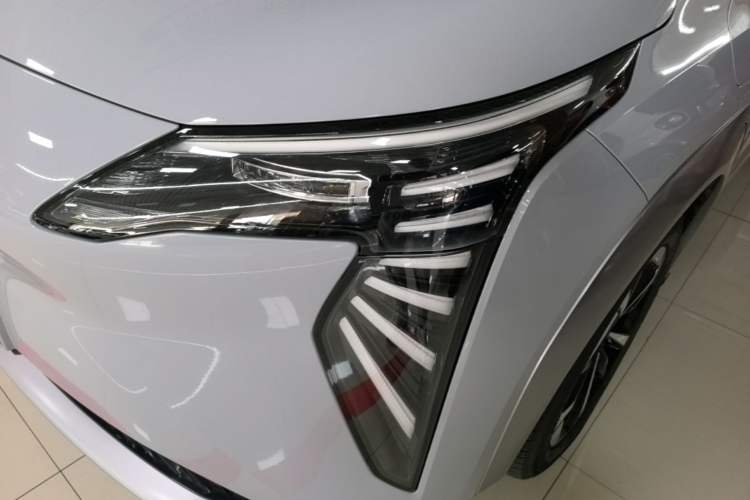 Used AION Y 2023 Plus 510 Smart Edition Left Front Headlight