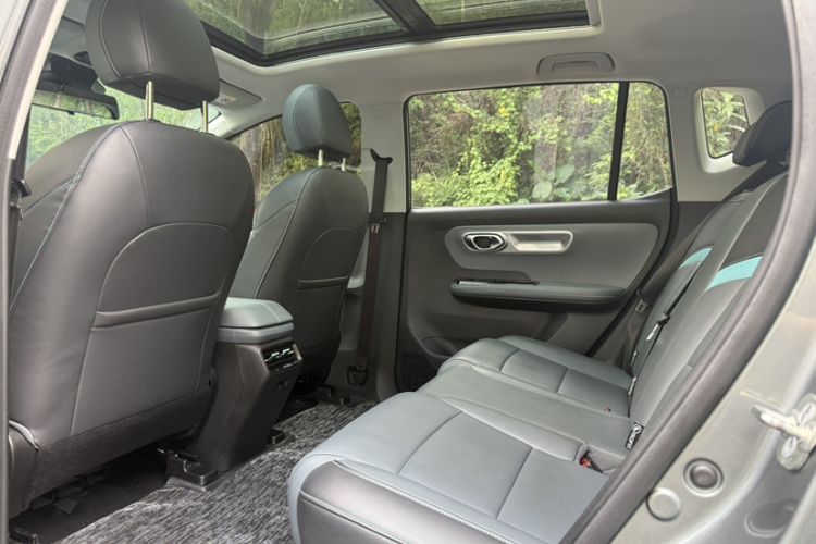 Used AION Y 2023 Younger Star Edition Left Front Seat