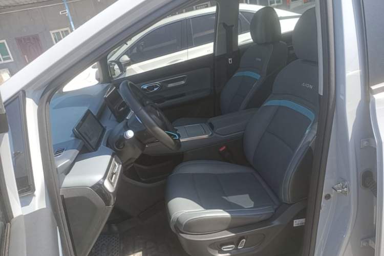 Used AION Y 2023 Plus 510 Smart Edition Left Front Seat