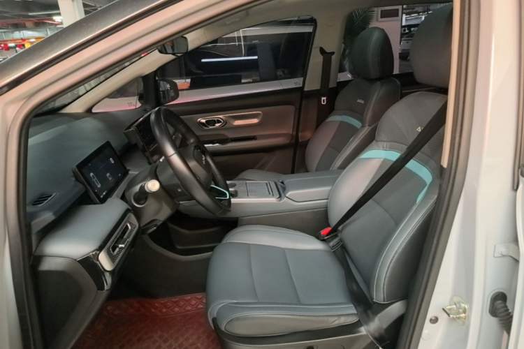 Used AION Y 2023 Plus 510 Smart Edition Left Front Seat