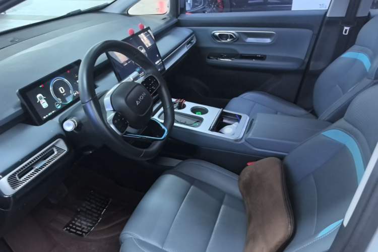 Used AION Y 2023 Younger Star Edition Left Front Seat