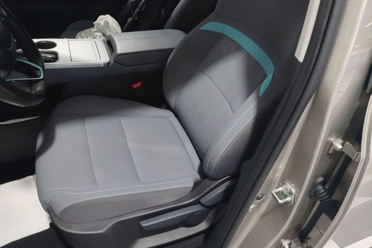 Used AION Y 2023 Younger Left Front Seat
