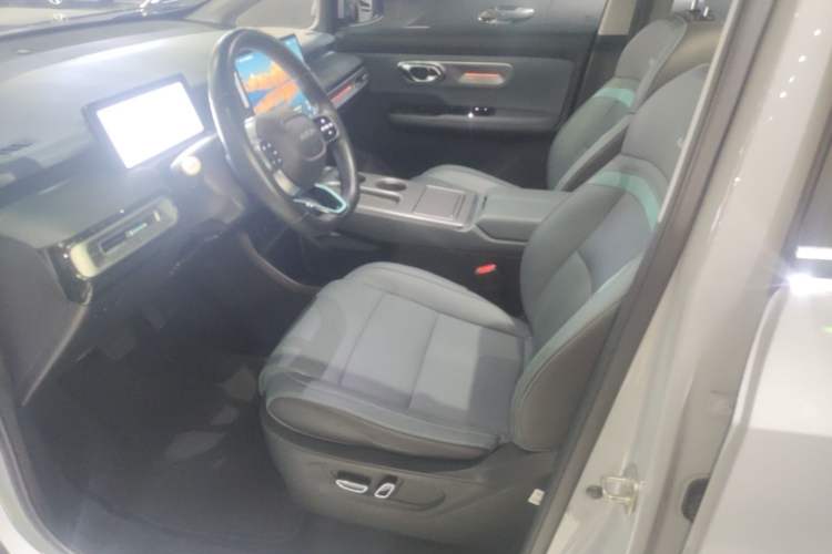 Used AION Y 2023 Plus 510 Smart Edition Left Front Seat