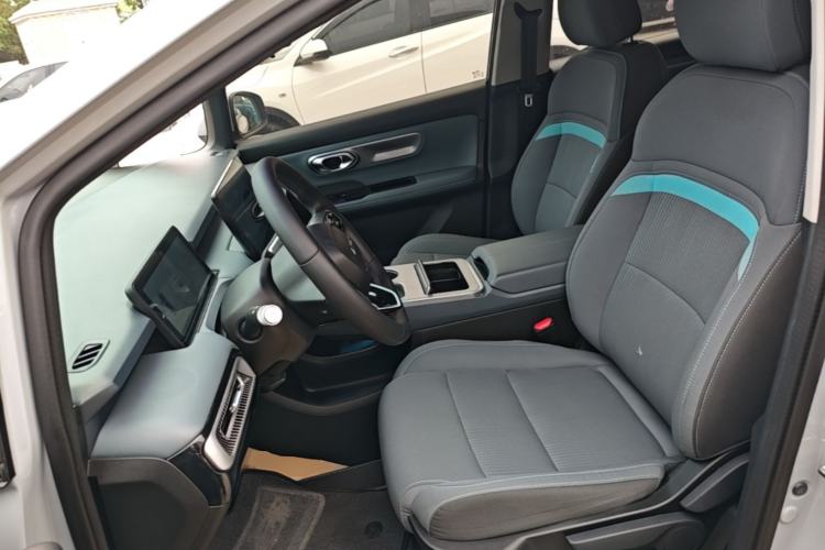 Used AION Y 2023 Plus 610 Enjoy Edition Left Front Seat