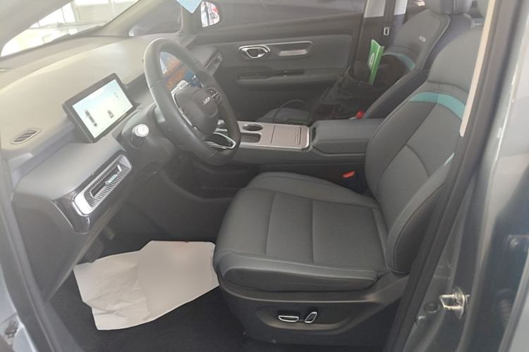 Used AION Y 2023 Younger Star Edition Left Front Seat