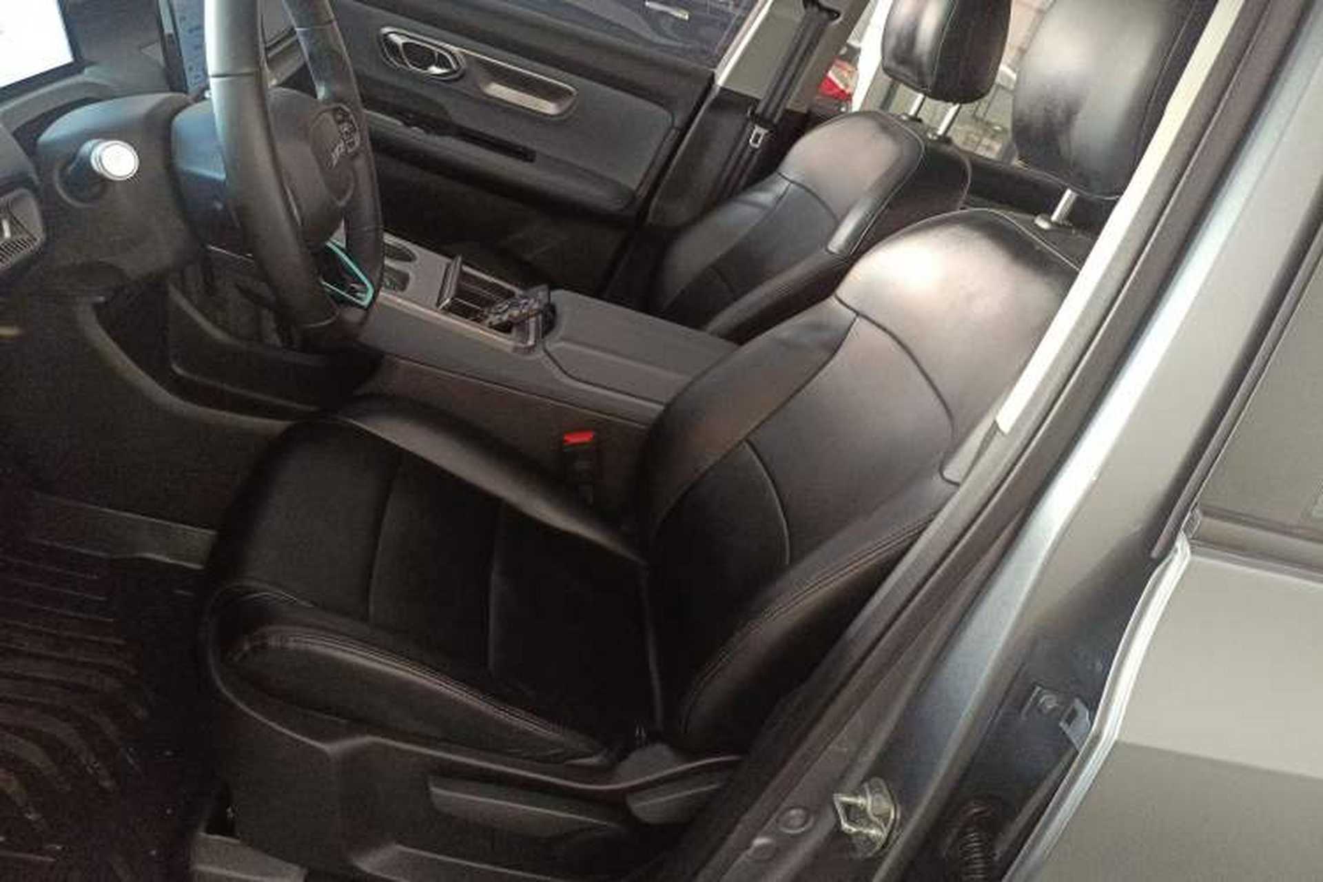 Used AION Y 2023 Plus 510 Enjoy Edition Left Front Seat