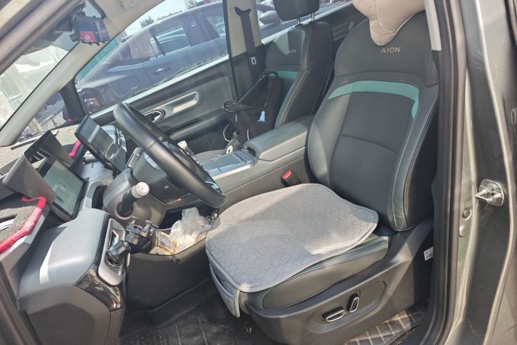Used AION Y 2023 Plus 510 Smart Edition Left Front Seat