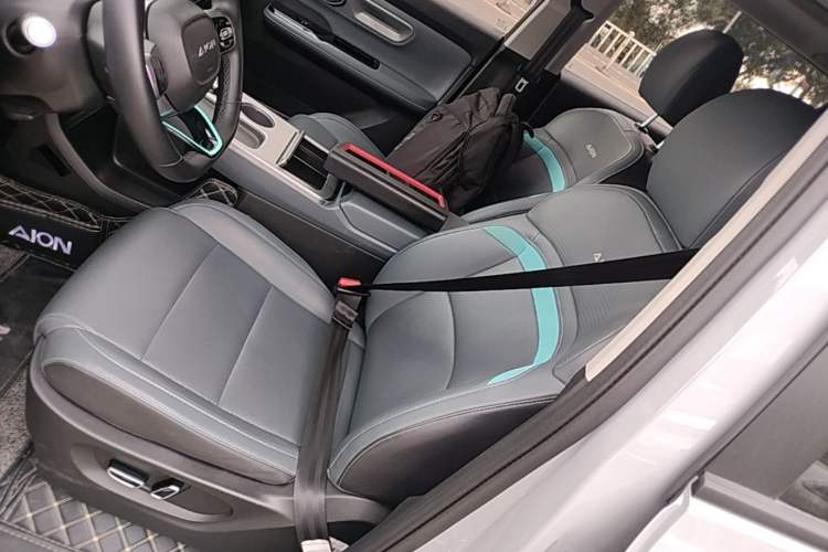 Used AION Y 2023 Plus 510 Smart Edition Left Front Seat