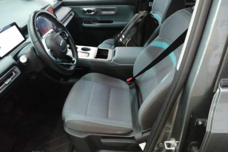 Used AION Y 2023 Plus 510 Enjoy Edition Left Front Seat
