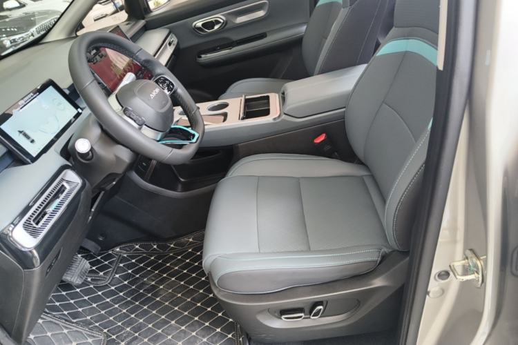 Used AION Y 2023 Younger Star Edition Left Front Seat