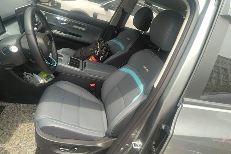 Used AION Y 2023 Plus 510 Smart Edition Left Front Seat