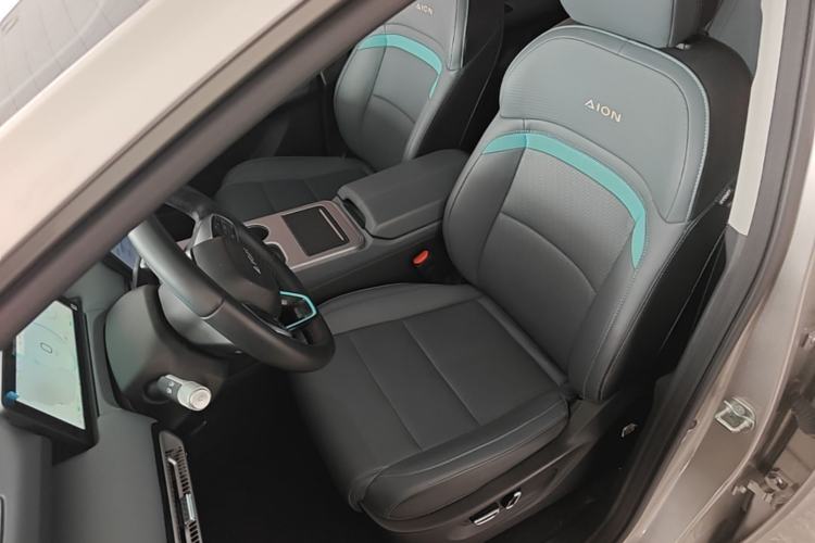 Used AION Y 2023 Plus 510 Smart Edition Left Front Seat