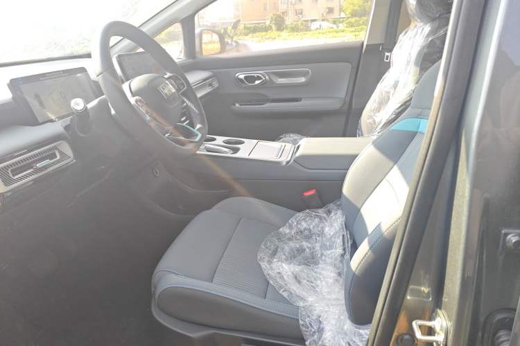 Used AION Y 2023 Plus 610 Enjoy Edition Left Front Seat