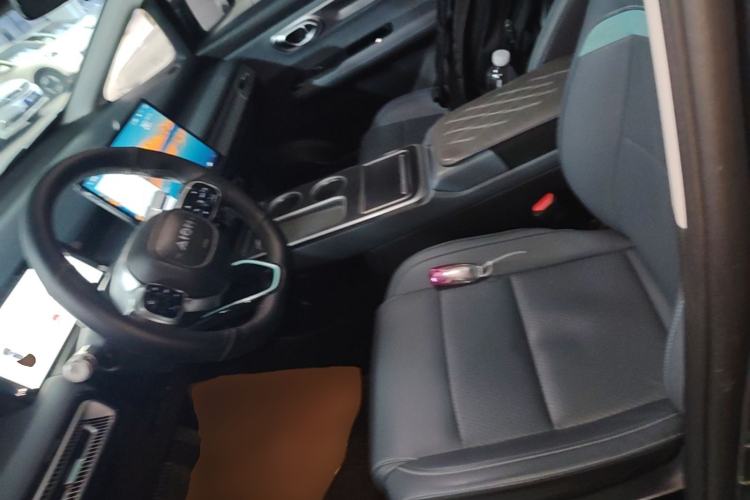 Used AION Y 2023 Younger Star Edition Left Front Seat