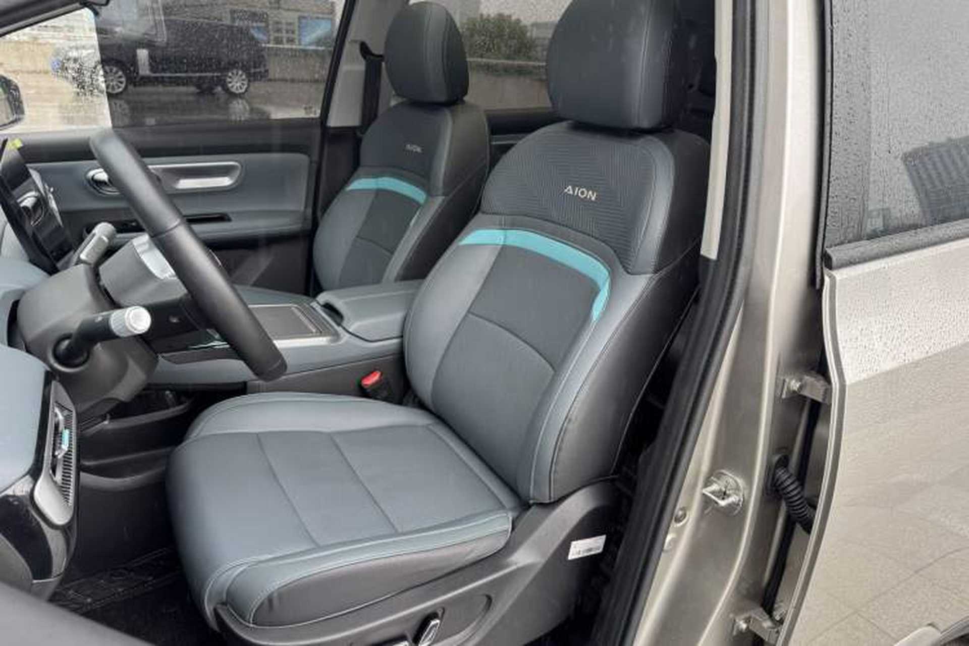 Used AION Y 2023 Younger Star Edition Left Front Seat