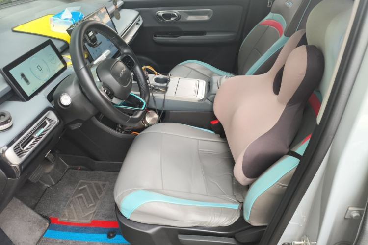 Used AION Y 2023 Plus 510 Enjoy Edition Left Front Seat
