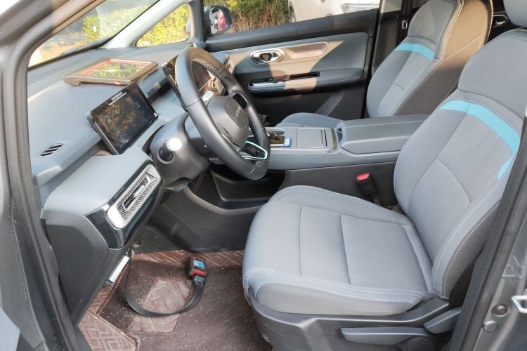 Used AION Y 2023 Plus 510 Enjoy Edition Left Front Seat