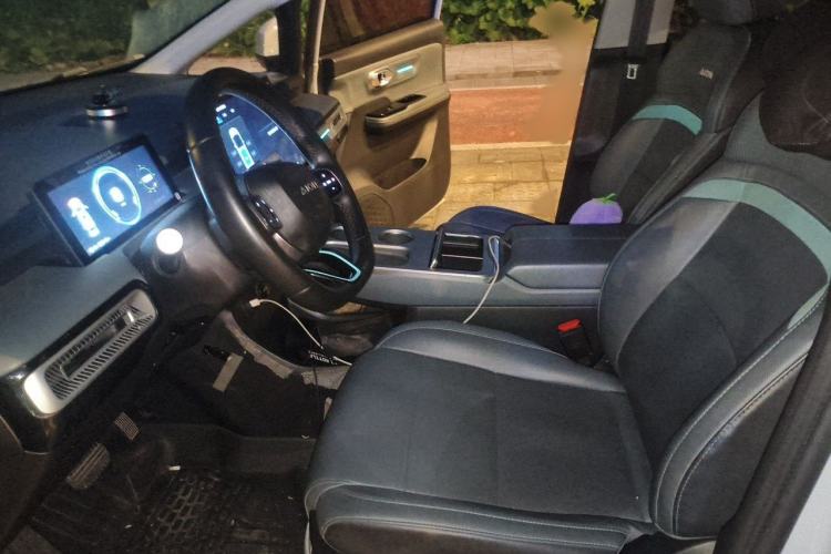 Used AION Y 2023 Plus 510 Smart Edition Left Front Seat