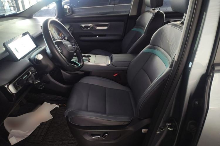 Used AION Y 2023 Plus 510 Smart Edition Left Front Seat