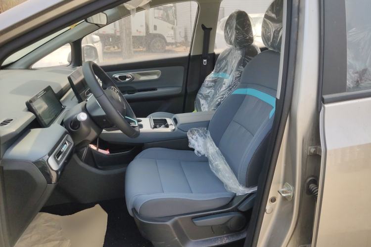 Used AION Y 2023 Younger Left Front Seat